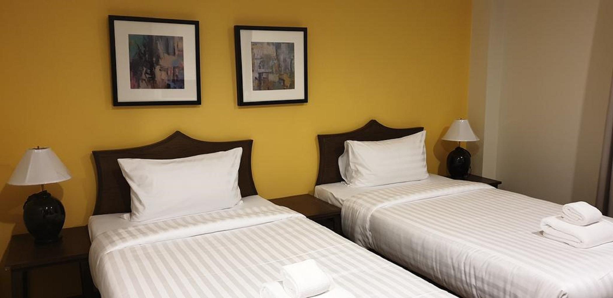 Vinary Hotel Sukhumvit Бангкок Экстерьер фото